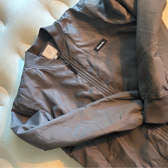 Bench bomber jacket - Picture 3 of 4